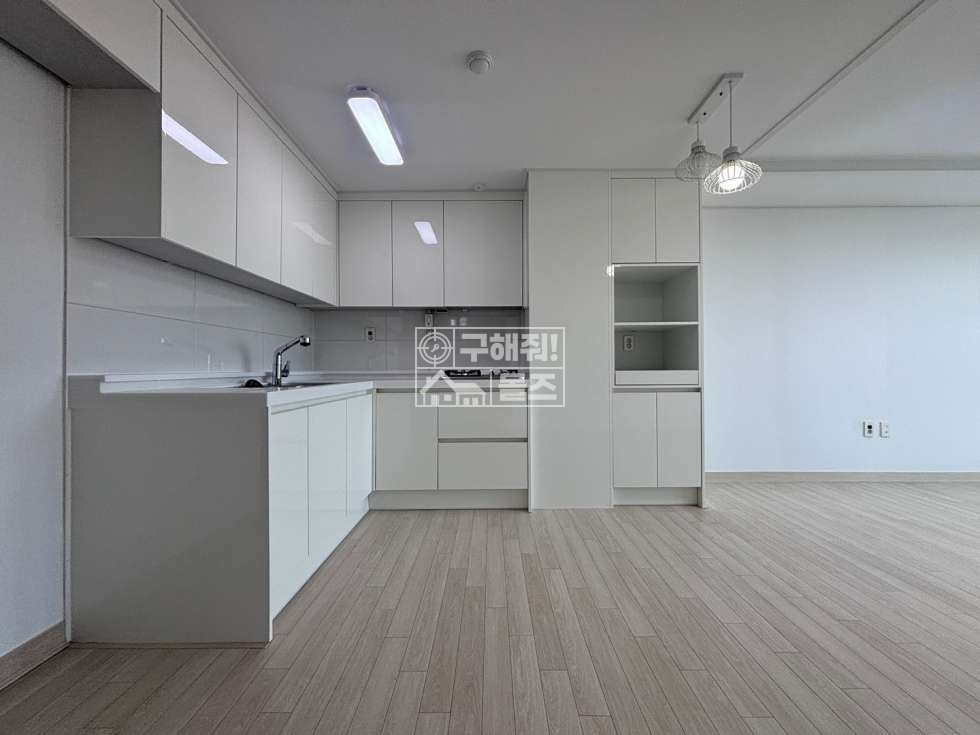 전남광주 광산구 소촌동 단일동 전체리모델링 후 첫입주. 남향. 저렴한매매가 매매 매물번호 10636 사진 8